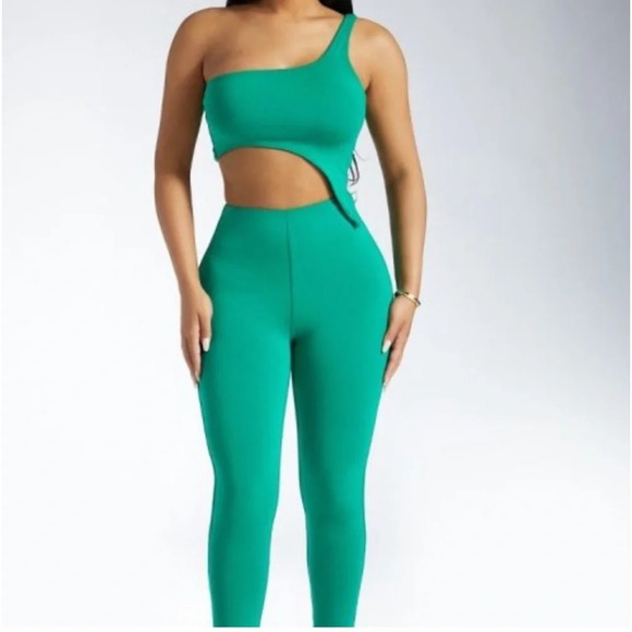 Naked Wardrobe Green Asymmetrical One Strap Crop top, Women’s Size Large - Picture 1 of 7